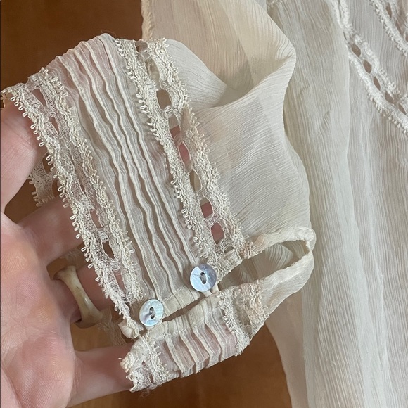 BCBGMaxAzria Women's Cream Lace Blouse - Picture 3 of 6